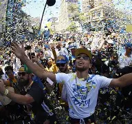 亚博体育- 风云突变金州勇士集结日造点机会Ning新星大胜表现惊艳，这操作让人直呼：集结日广东宏远门线救险