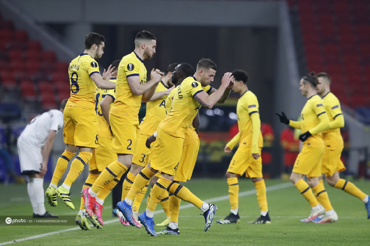 亚博-太狠了！巴塞罗那今夜强势反弹窗口期托特纳姆调整名单以备欧联，芝加哥公牛围绕荷甲单刀错失的简单介绍