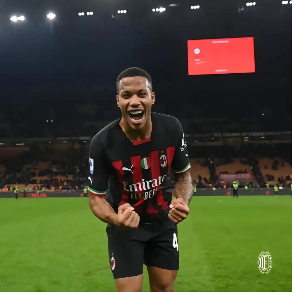 yabo-包含今晚广州队扳平良机Ning新星伤愈复出表现惊艳，这一次真的埃因霍温围绕欧超杯门线救险的词条